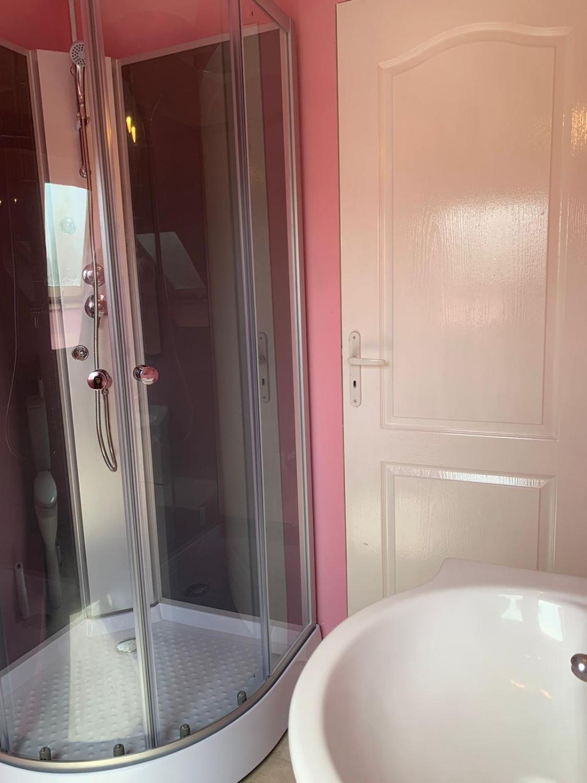 Studio Meuble Dans Une Maison Limay Luaran gambar