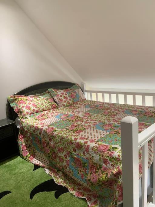 Studio Meuble Dans Une Maison Limay Luaran gambar
